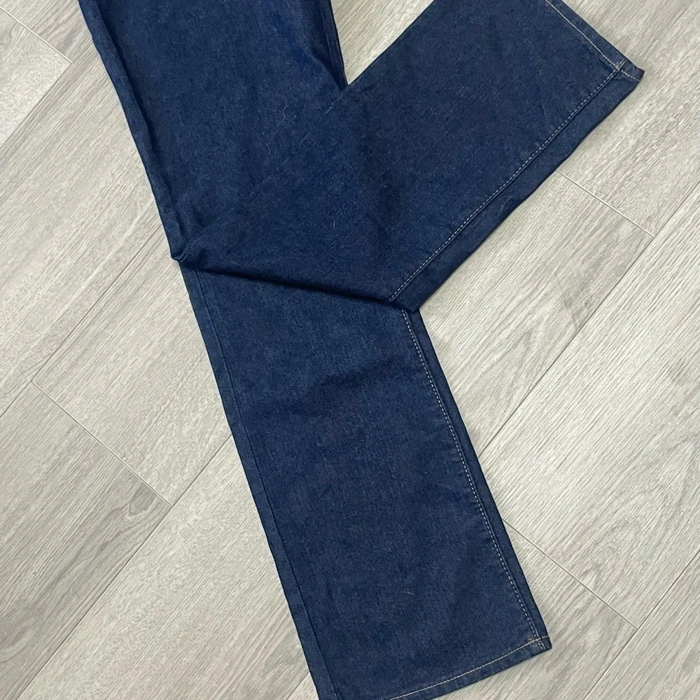 Old Navy Kids New Straight‎ Leg Size 16 Denim Jeans with durable waist band
